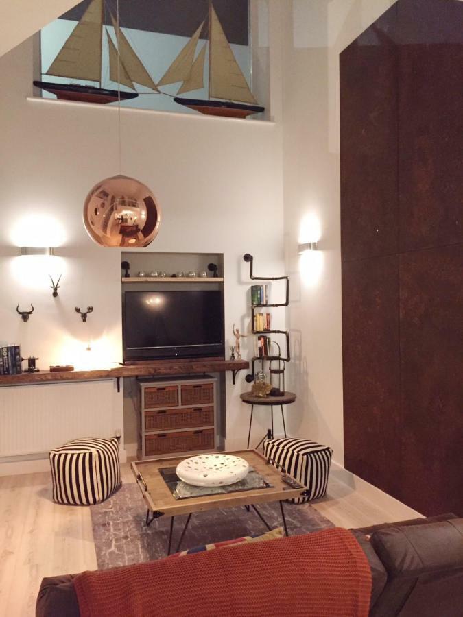 Spacious 1 Bedroom Split Level Old Pub Conversion Tower Bridge Londres Exterior foto